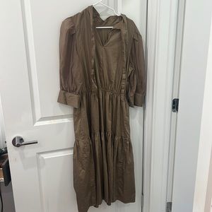 XL brown dress! Super cute and comphy, sheer sleeves